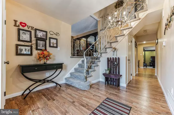 315 STATE ST, Blackwood, NJ 08012