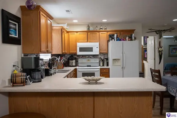 121 Clover Court, Radcliff, KY 40160