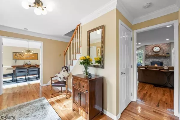 27 Brandywine Rd, Montgomery Twp., NJ 08558