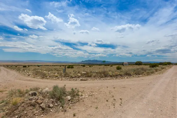 96 Sugarloaf TRL, Datil, NM 87821