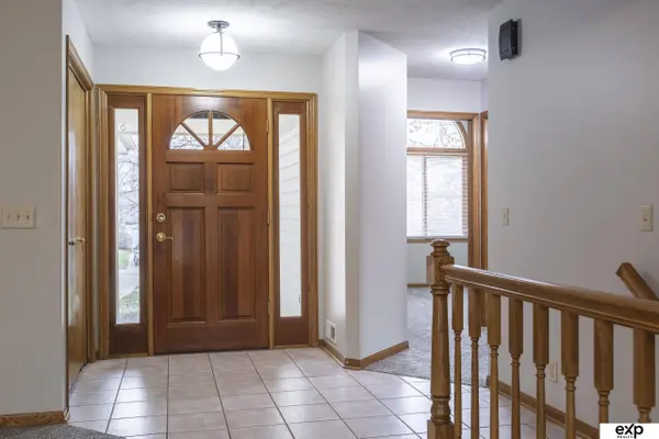 1231 N 163 Circle, Omaha, NE 68118