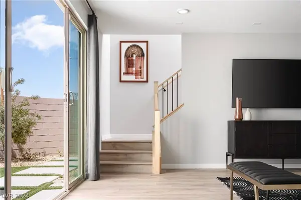 6105 Redstone Hills Drive, Las Vegas, NV 89148