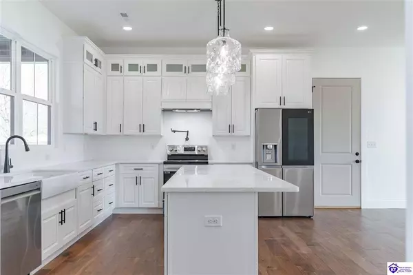 201 Plumpurdy Drive, Hodgenville, KY 42748