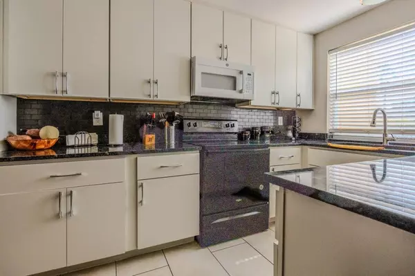 7331 ABONADO RD, Tampa, FL 33615