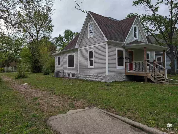 601 Kearney ST, Manhattan, KS 66502