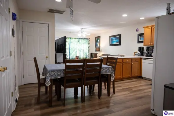 121 Clover Court, Radcliff, KY 40160