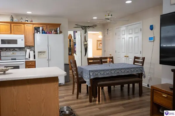 121 Clover Court, Radcliff, KY 40160