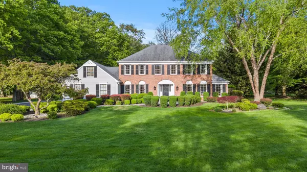 27 BRANDYWINE RD, Skillman, NJ 08558