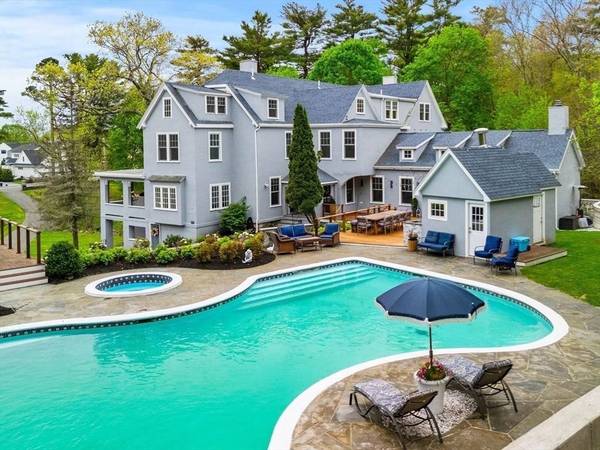 886 Hale Streert, Beverly, MA 01915