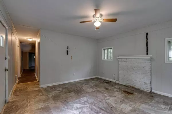 806 W 42nd St, Chattanooga, TN 37410