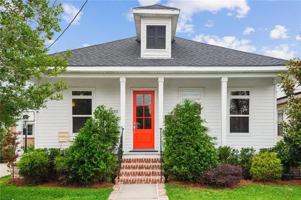 4330 FRENCHMEN ST, New Orleans, LA 70117