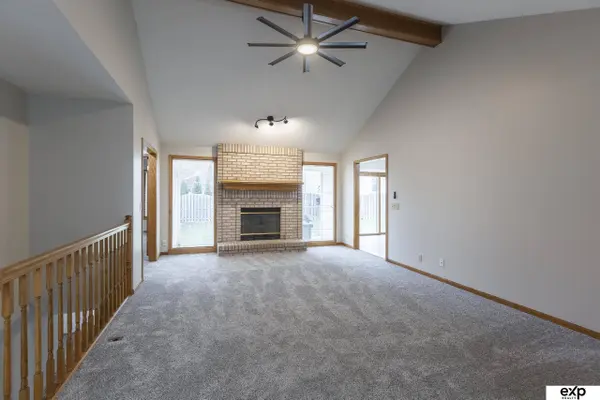 1231 N 163 Circle, Omaha, NE 68118