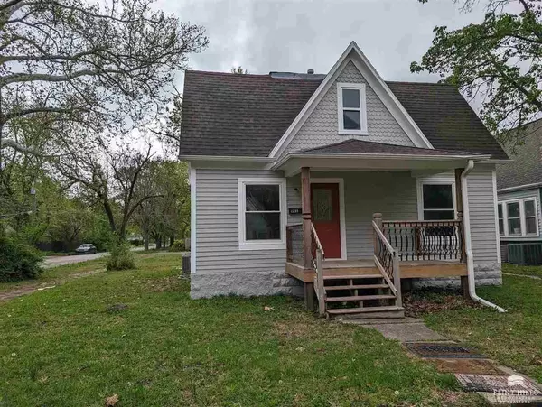 601 Kearney ST, Manhattan, KS 66502