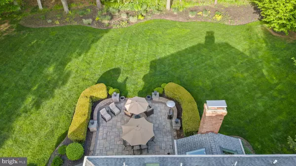 27 BRANDYWINE RD, Skillman, NJ 08558