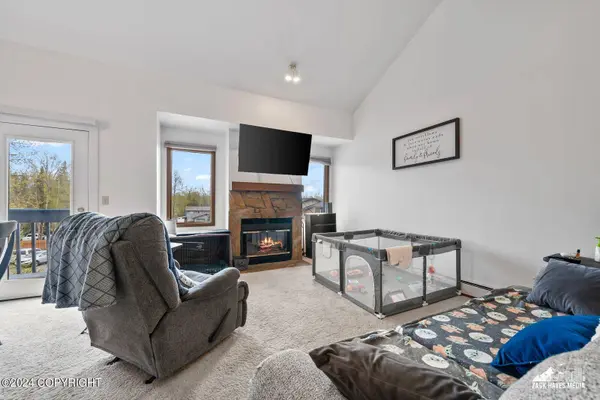 300 Beulah Circle CIR, Anchorage, AK 99504