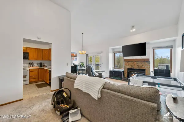 300 Beulah Circle CIR, Anchorage, AK 99504