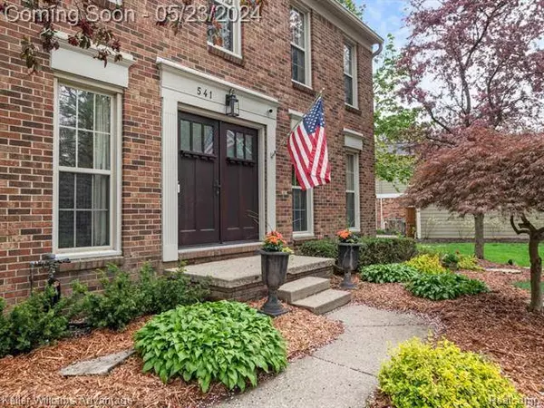 541 Morgan Circle, Northville, MI 48167