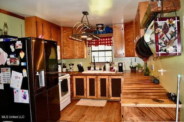 144 Amos Rhymes Road, Lucedale, MS 39452