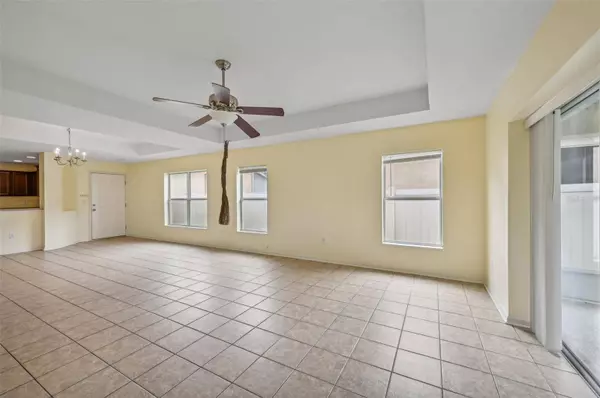 1109 WINDTON OAK DR, Ruskin, FL 33570