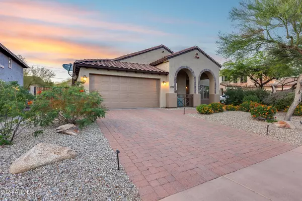 3014 W DONATELLO Drive, Phoenix, AZ 85086