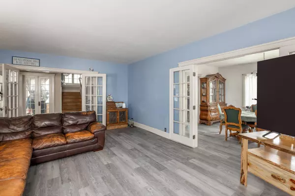 108 W James St, Colfax, WA 99111