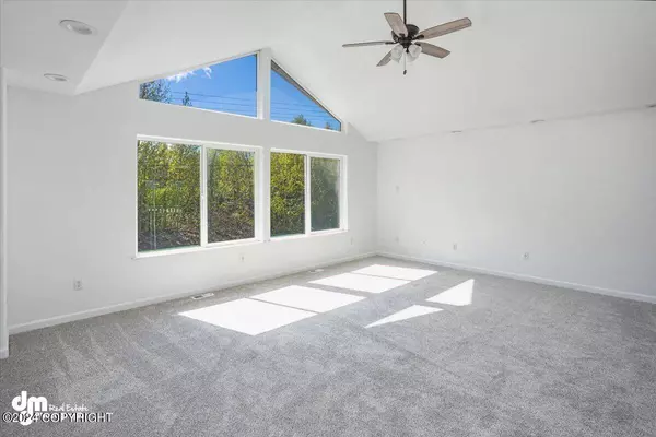 8551 Queensboro AVE, Palmer, AK 99645