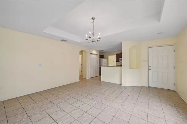 1109 WINDTON OAK DR, Ruskin, FL 33570