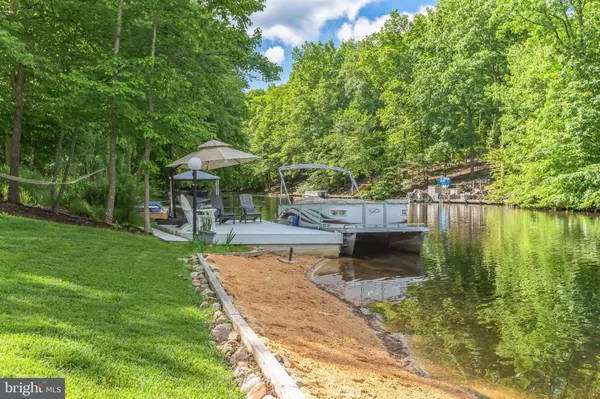 58 WILDWOOD DR, Palmyra, VA 22963