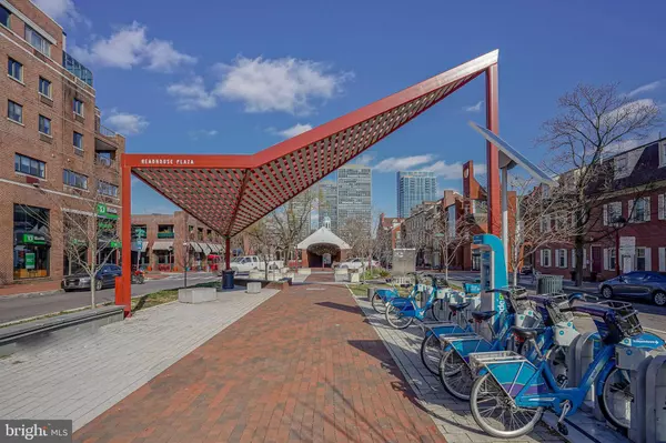 200-10 LOMBARD ST #619, Philadelphia, PA 19147