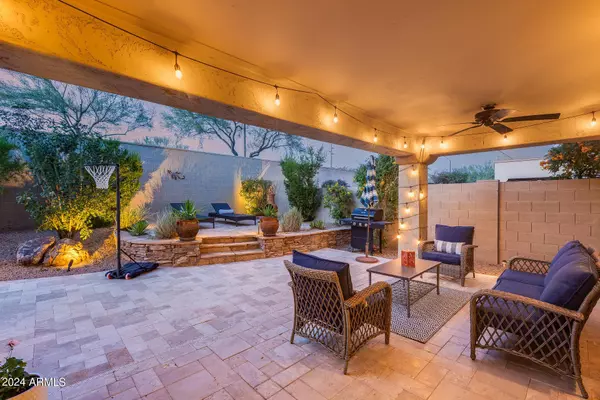 3014 W DONATELLO Drive, Phoenix, AZ 85086