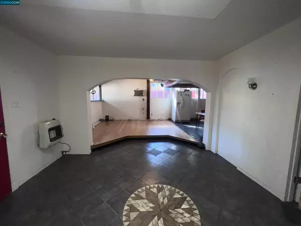 14664 Palmer Ave, Clearlake, CA 95422