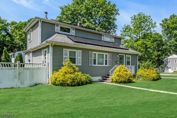 15 Willow Ave, Pequannock Twp., NJ 07440