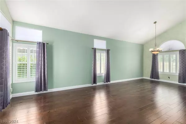 2125 Marble Gorge Drive, Las Vegas, NV 89117