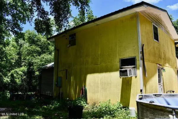 144 Amos Rhymes Road, Lucedale, MS 39452