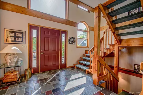 719 Lakengren Cove, Eaton, OH 45320