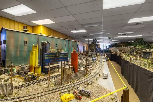 248 N Fourth ST, Steubenville, OH 43952