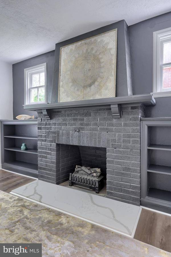 36 N RUSSELL ST, York, PA 17402