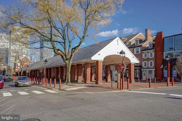 200-10 LOMBARD ST #619, Philadelphia, PA 19147