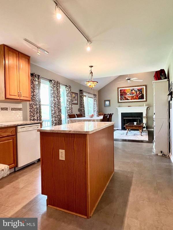 2989 POTSHOP RD, Norristown, PA 19403