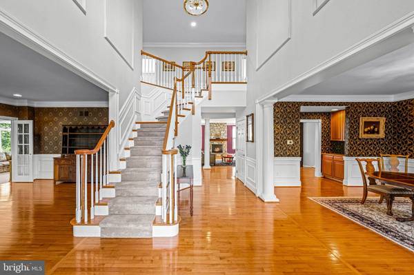 717 BENTLEY CT, Moorestown, NJ 08057