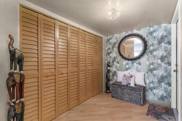 4500 Gefion CT 206, Lake Worth, FL 33467