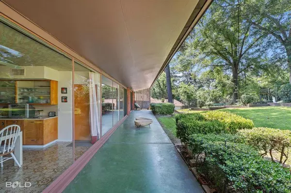 3402 Madison Park, Shreveport, LA 71104