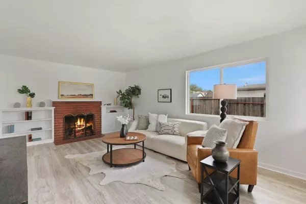 46 - 48 W Acacia ST, Salinas, CA 93901