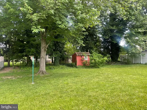 75 HIDDEN WOODS LN, Warminster, PA 18974