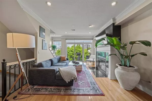 2918 Walnut ST, Kansas City, MO 64108