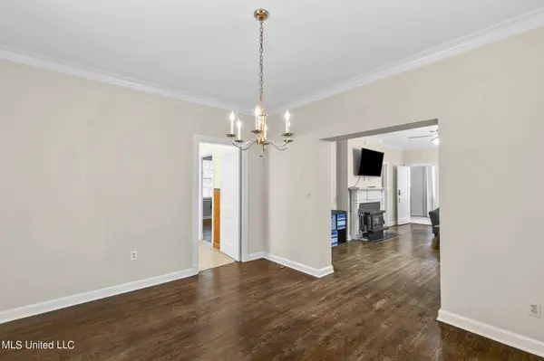 105 Pinehaven Drive, Jackson, MS 39202