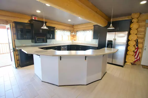 630 E Bullberry LN, Teasdale, UT 84773