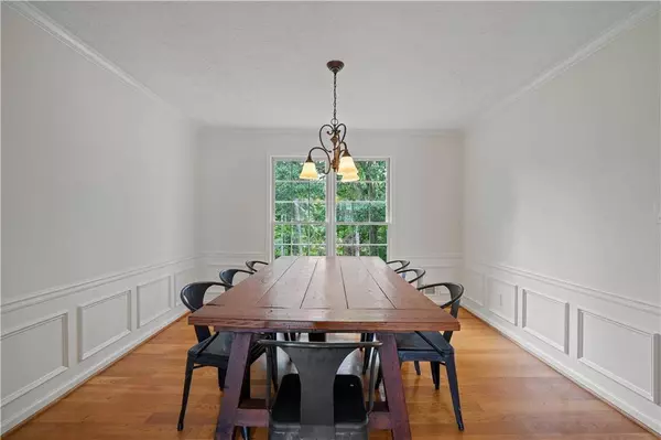 150 Channings Lake DR, Lawrenceville, GA 30043