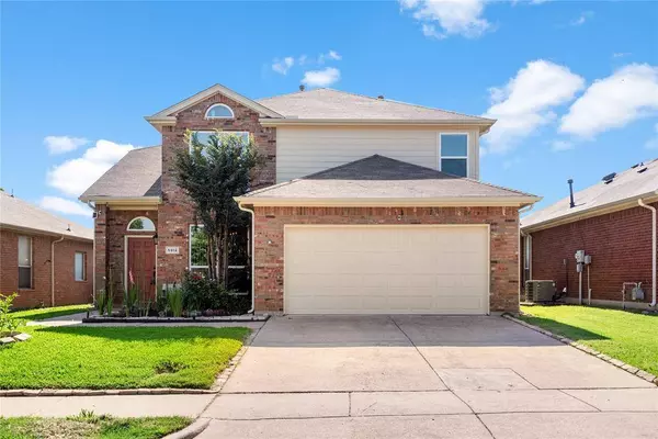 5912 Ash Flat Drive, Fort Worth, TX 76131