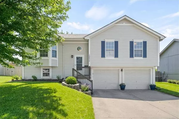 10624 N Holmes ST, Kansas City, MO 64155